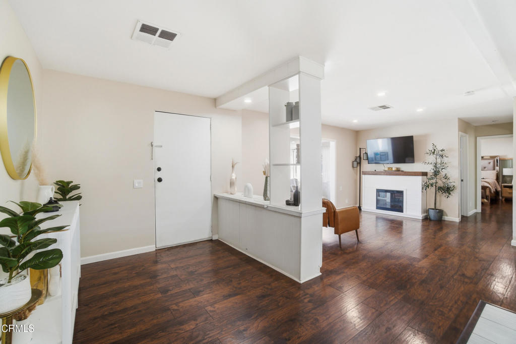 Manufactured In Park for sale at 91 Via Gabilan 91, Camarillo CA featuring 4 beds and 2 baths