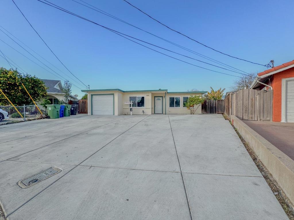 Residential for sale at 10314 Chrisland Court, San Jose CA featuring 3 beds and 1 bath