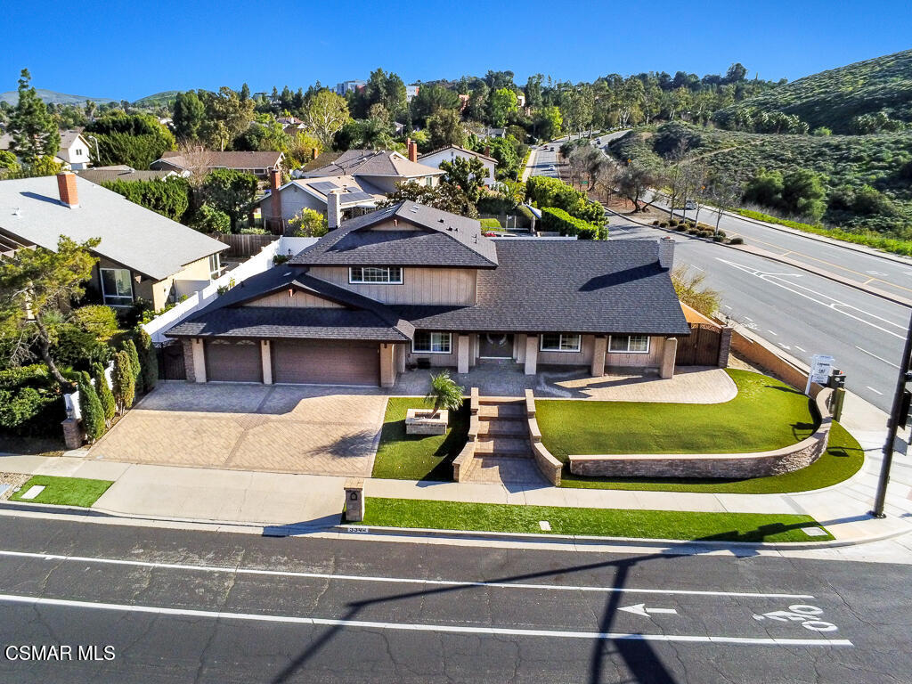 Residential for sale at 334 W Avenida De Las Flores, Thousand Oaks CA featuring 5 beds and 3 baths