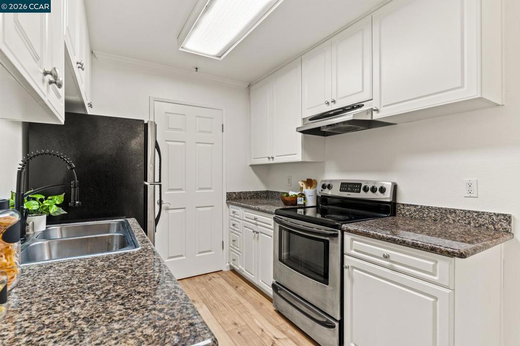 Residential for sale at 440 Bollinger Canyon Ln 299, San Ramon CA featuring 2 beds and 2 baths