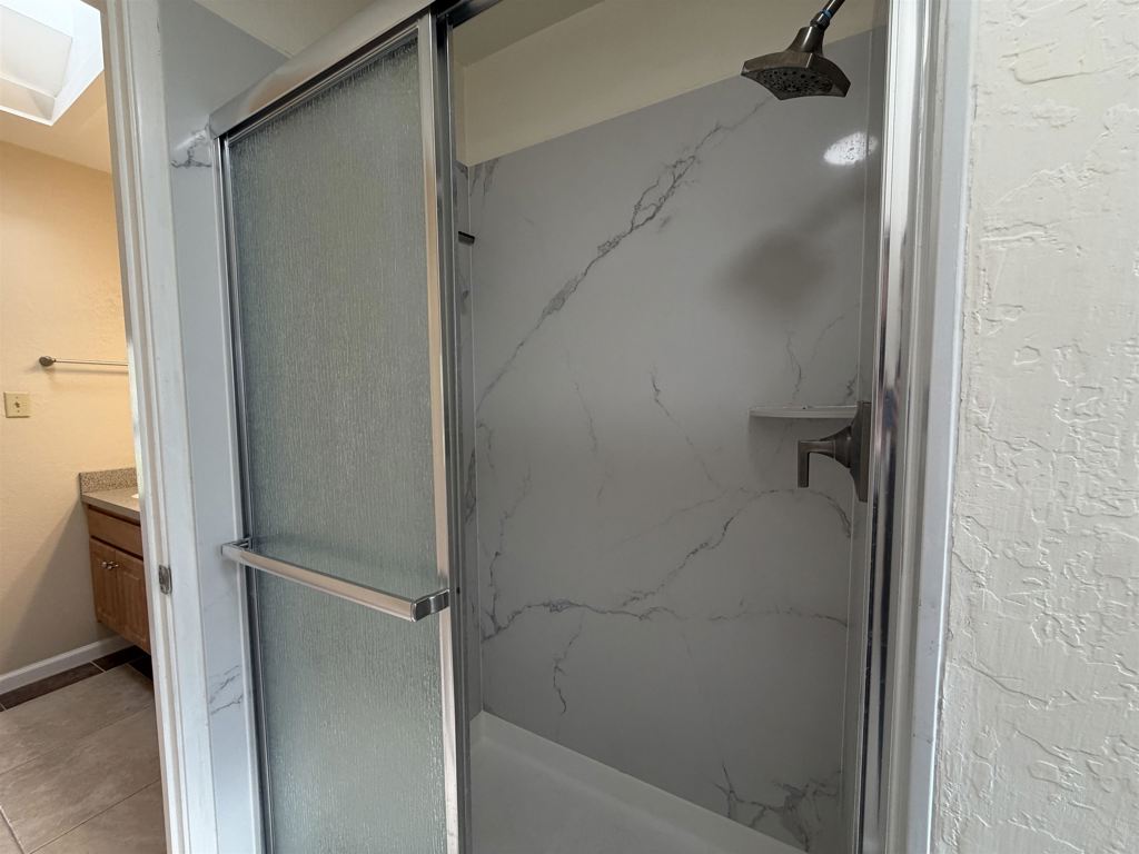 Residential Lease for rent at 5143 Oakdale Ct, Pleasanton CA featuring 3 beds and 3 baths