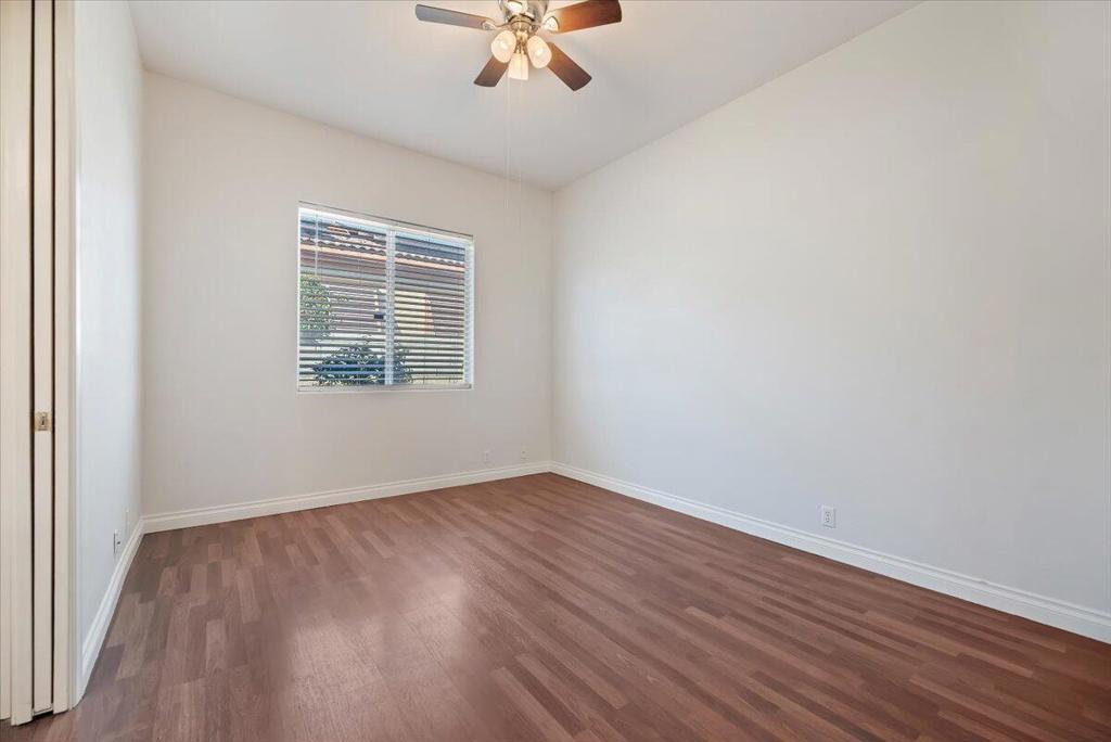 Residential for sale at 40963 Avenida Solana, Palm Desert CA featuring 3 beds and 3 baths