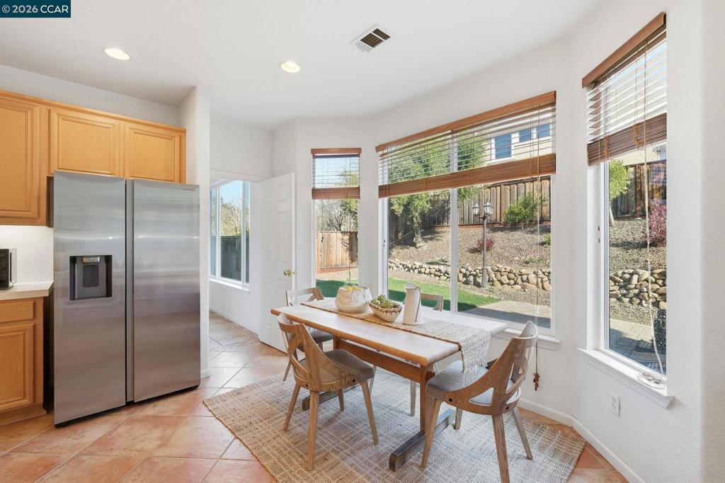 Residential for sale at 868 Deer Spring Cir, Concord CA featuring 5 beds and 4 baths