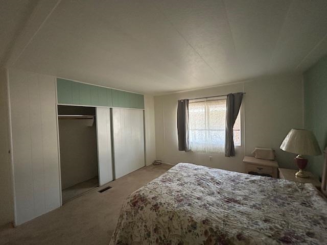 Manufactured In Park for sale at 17 Palm Drive, Union City CA featuring 3 beds and 2 baths