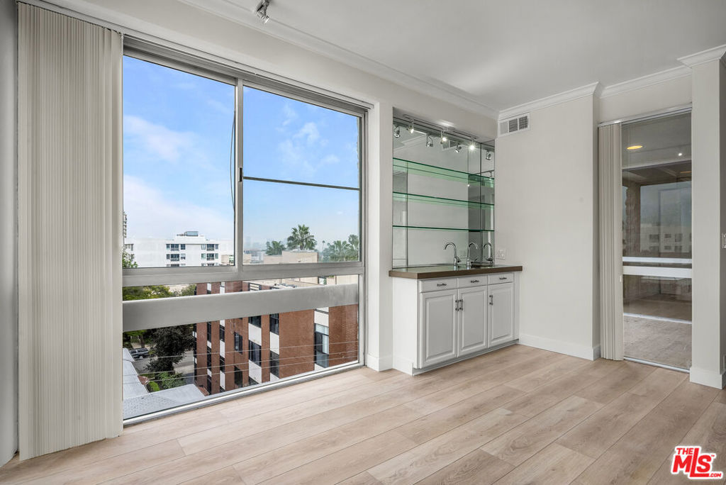 Residential Lease for rent at 320 N Maple Drive PH-605, Beverly Hills CA featuring 2 beds and 3 baths