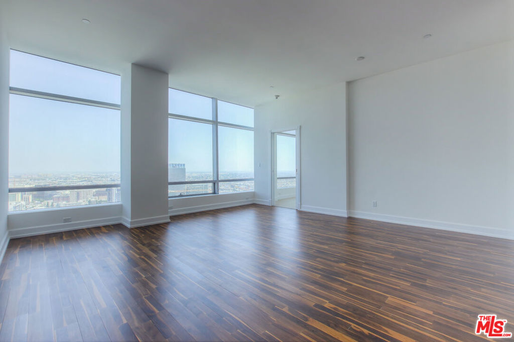 Residential for sale at 900 W Olympic Boulevard 39G, Los Angeles CA featuring 1 bed and 2 baths
