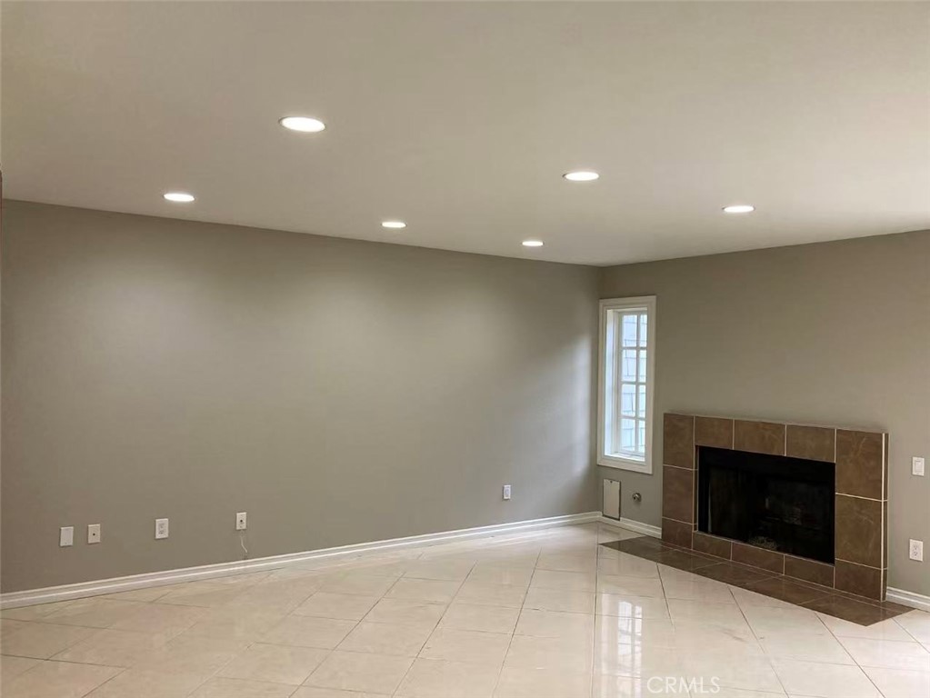 Residential Lease for rent at 14 Hillgrass, Irvine CA featuring 4 beds and 3 baths