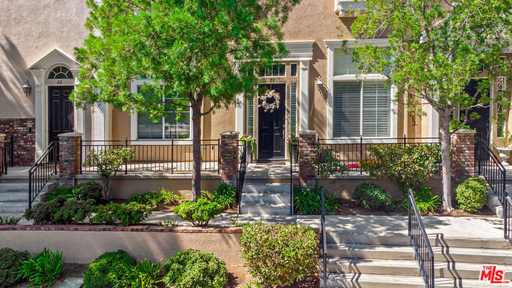 Residential for sale at 26828 Willow Creek Lane 23, Valencia CA featuring 3 beds and 3 baths