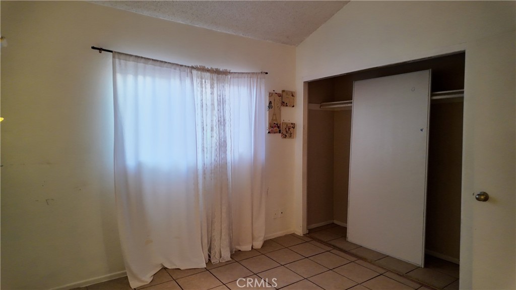 Residential Lease for rent at 38616 Division, Palmdale CA featuring 3 beds and 2 baths