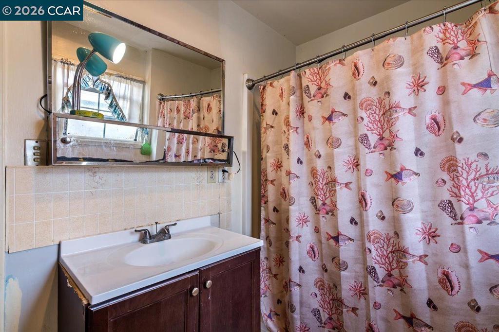 Residential for sale at 178 Army St, Pittsburg CA featuring 3 beds and 1 bath