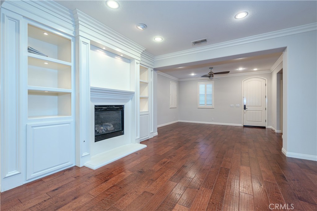 Residential Lease for rent at 30 Long Fellow, Irvine CA featuring 4 beds and 3 baths