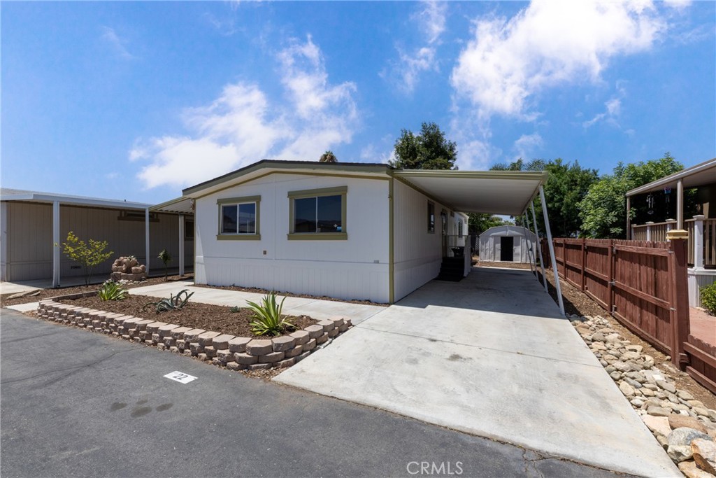 Manufactured In Park for sale at 25350 Santiago Drive 22, Moreno Valley CA featuring 3 beds and 2 baths