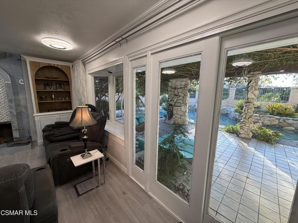 Residential Lease for rent at 379 Greenway Avenue, Newbury Park CA featuring 5 beds and 3 baths