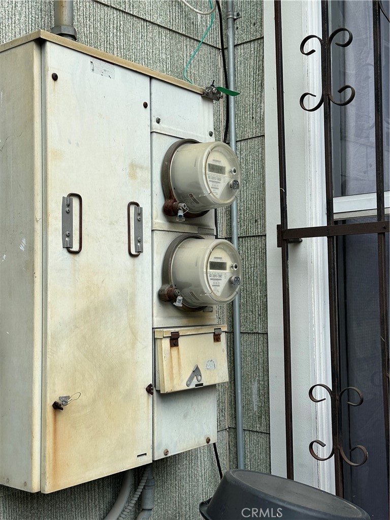 Residential for sale at 1737 E Gage, Los Angeles CA featuring 3 beds and 1 bath