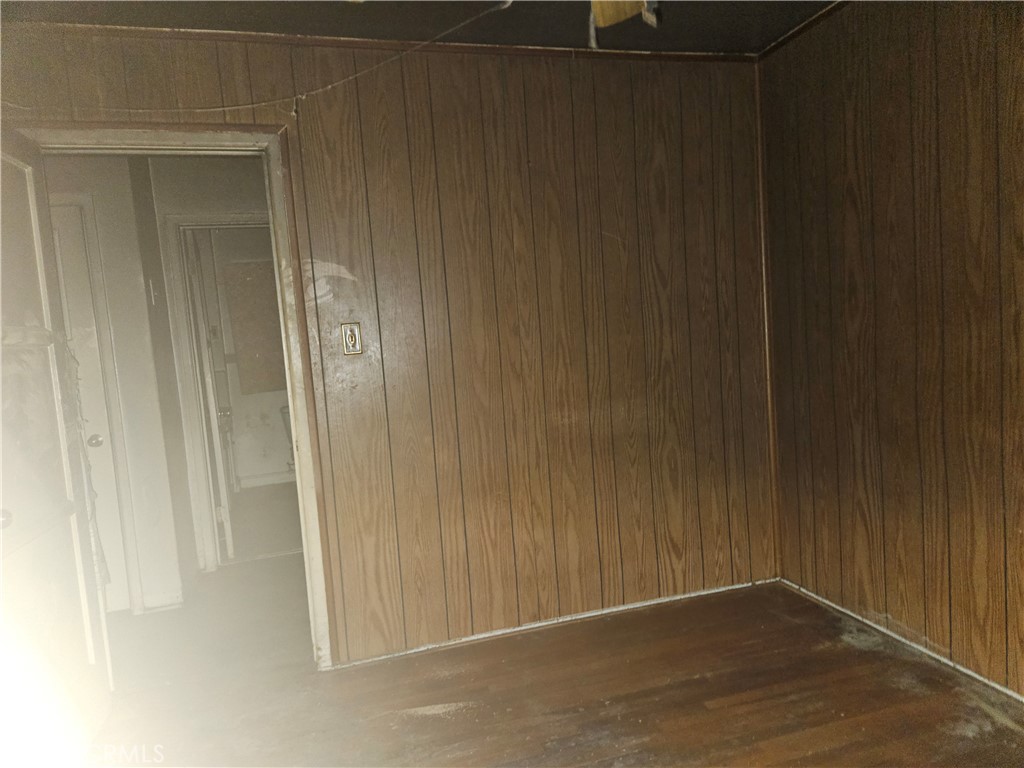 Residential for sale at 2925 Truxtun, Bakersfield CA featuring 3 beds and 1 bath