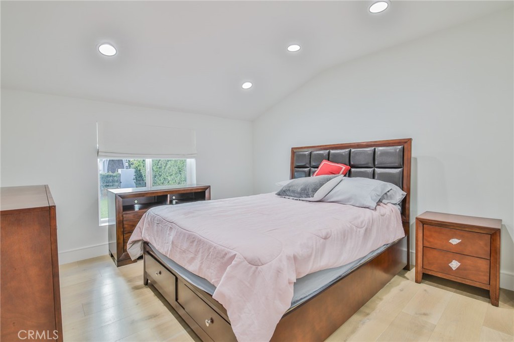 Active for sale at Downey, CA, Downey, CA CA and 3 baths