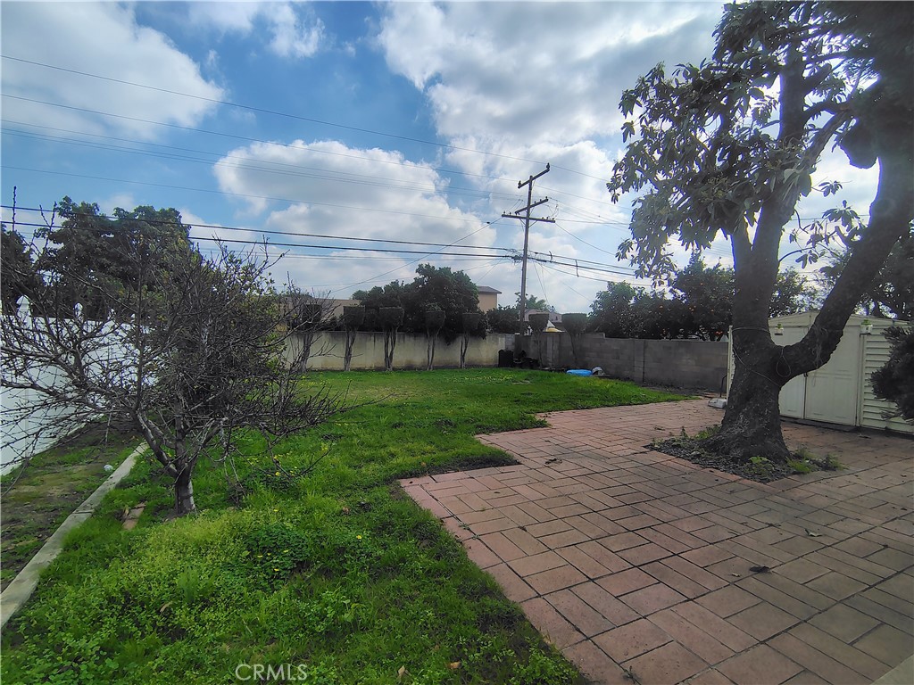 Residential for sale at 9106 Danby, Santa Fe Springs CA featuring 2 beds and 1 bath