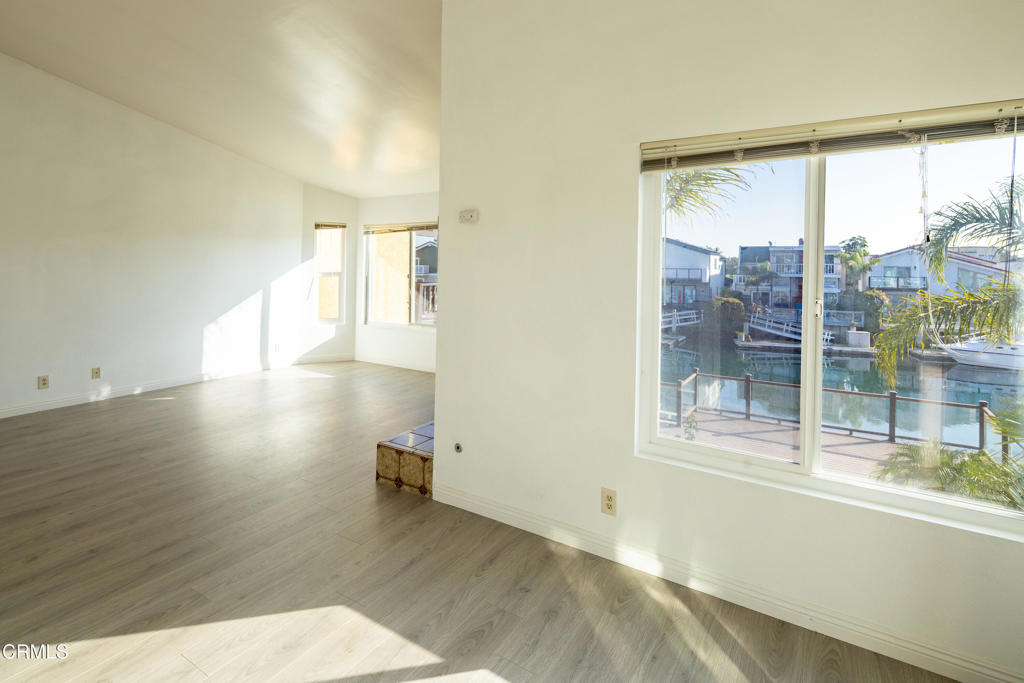 Residential Lease for rent at 2414 Monaco Drive, Oxnard CA featuring 4 beds and 3 baths