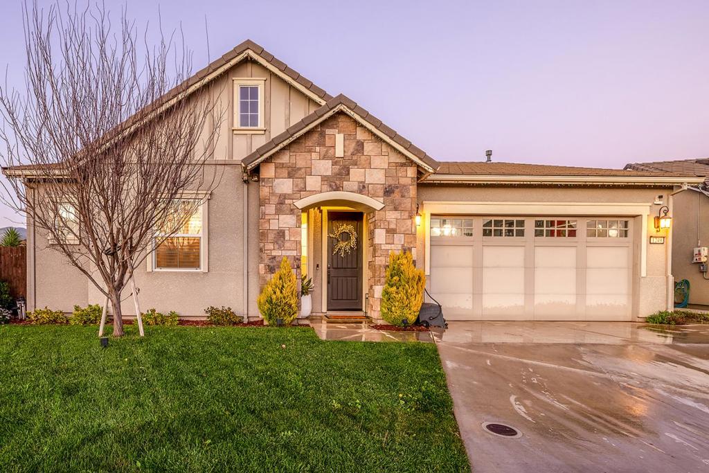 Residential for sale at 1249 La Colina Street, Soledad CA featuring 3 beds and 2 baths