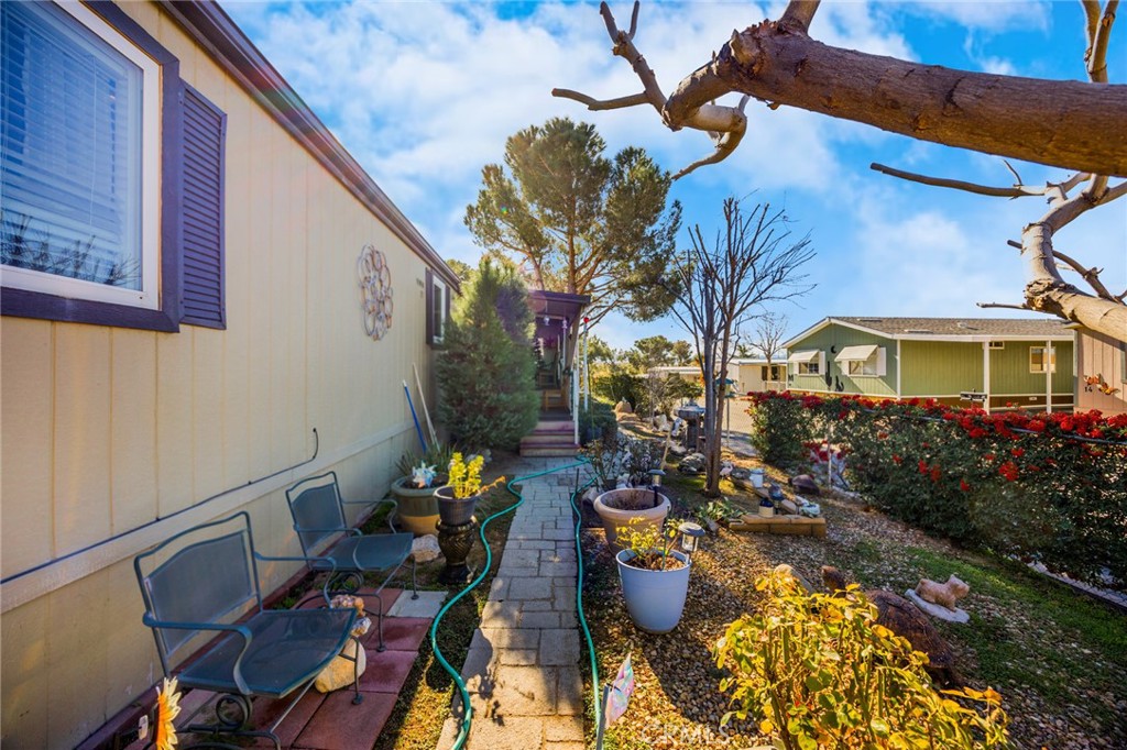 Manufactured In Park for sale at 11414 Serra 15, Apple Valley CA featuring 2 beds and 2 baths