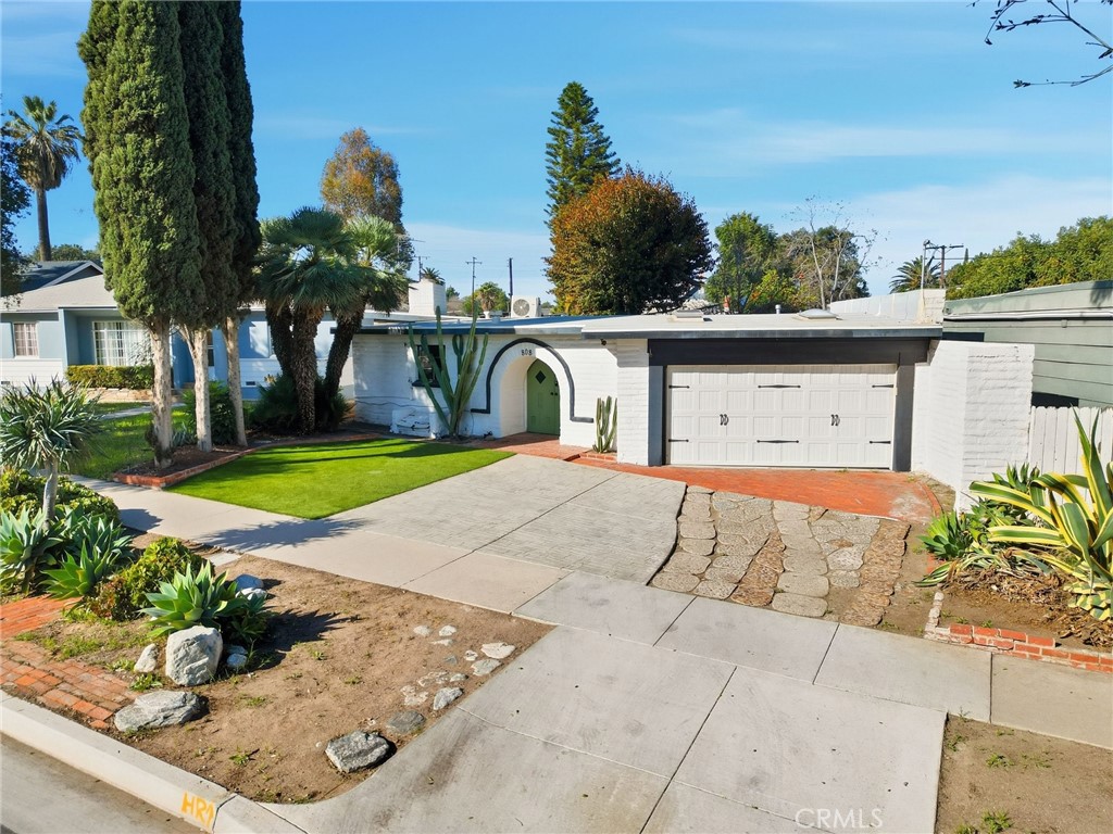 Residential for sale at 808 E Grand Blvd, Corona CA featuring 3 beds and 2 baths