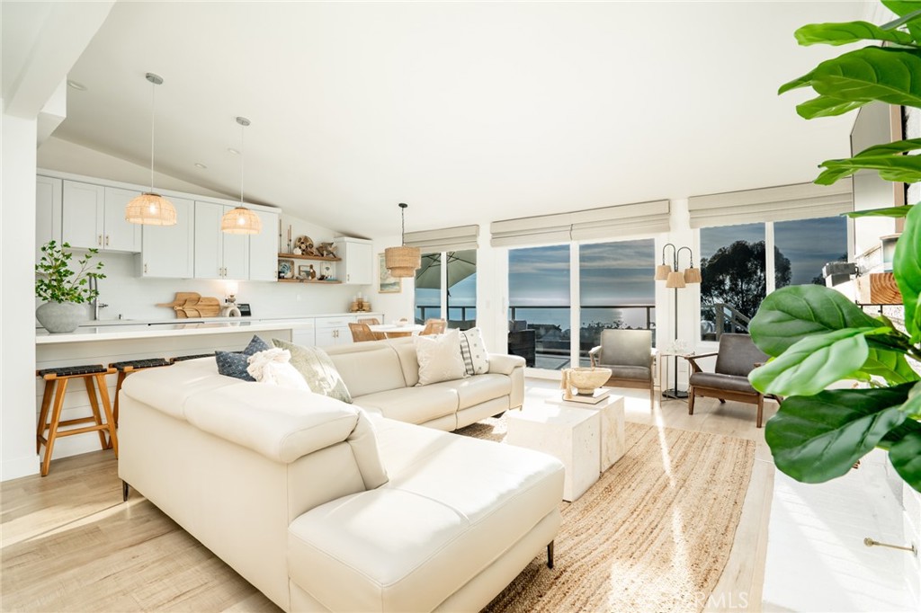 Residential for sale at 19 Vista Del Ponto 66, San Clemente CA featuring 3 beds and 3 baths
