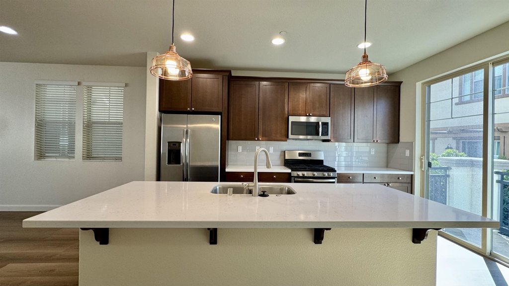 Residential Lease for rent at 2906 Worthing Commons, Livermore CA featuring 4 beds and 4 baths