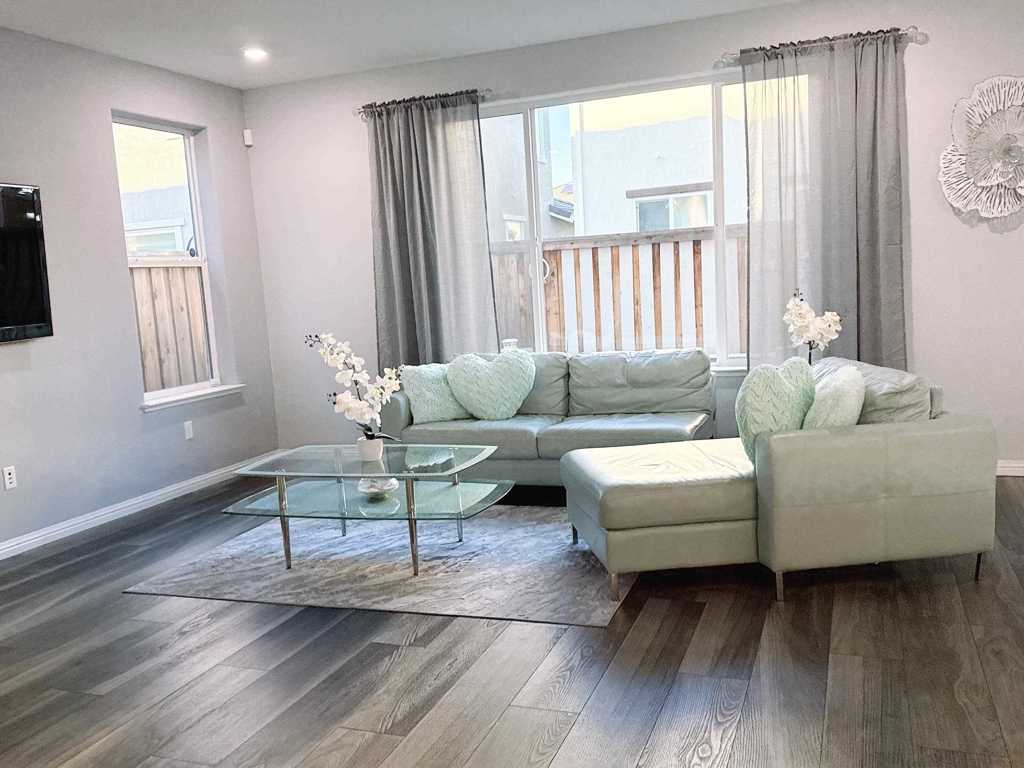 Residential for sale at 209 Brush Creek Dr, Brentwood CA featuring 4 beds and 3 baths