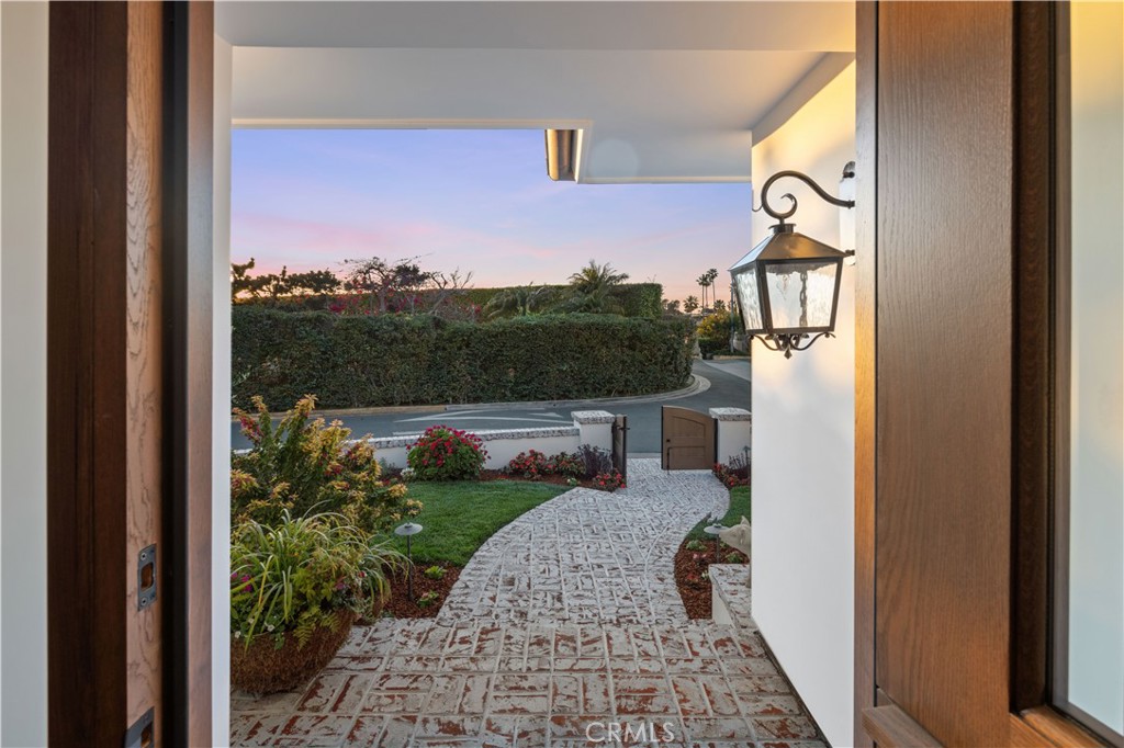 Residential for sale at 138 Emerald Bay, Laguna Beach CA featuring 4 beds and 5 baths