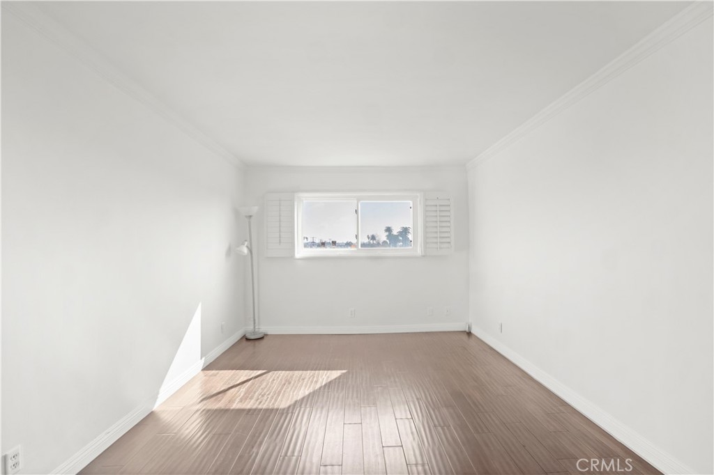 Residential for sale at 1317 12th Street 8, Santa Monica CA featuring 3 beds and 2 baths