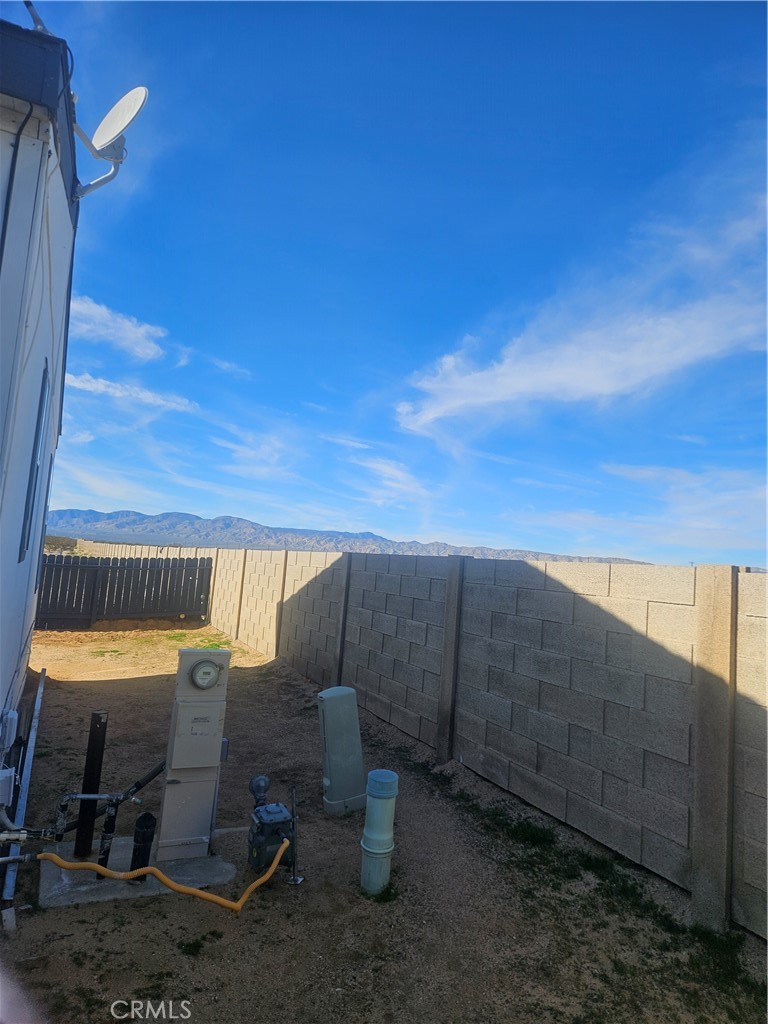 Residential for sale at 6825 Rea, California City CA featuring 3 beds and 2 baths