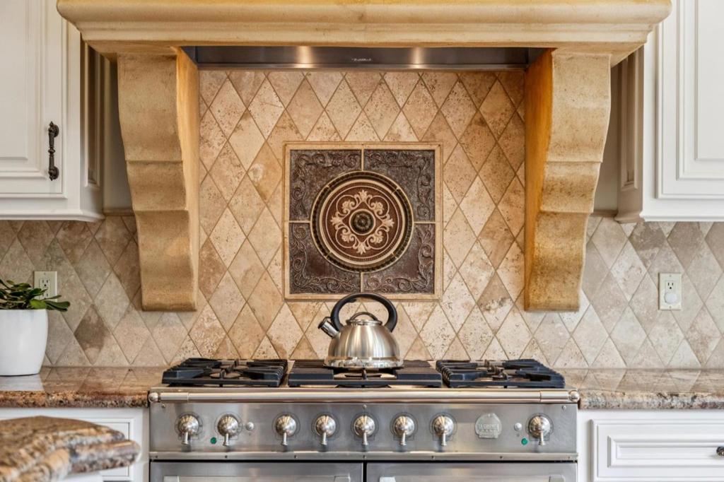 Residential for sale at 17246 Verdes Robles, Los Gatos CA featuring 4 beds and 3 baths