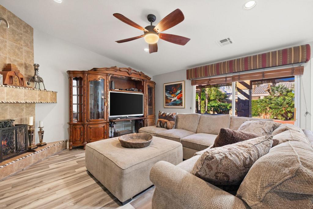 Residential for sale at 51425 Calle Quito, La Quinta CA featuring 4 beds and 3 baths