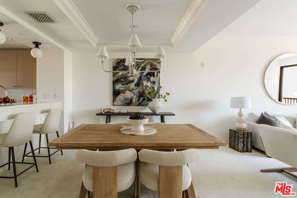 Residential Lease for rent at 11847 Gorham Avenue 302, Los Angeles, Los Angeles County CA featuring 2 beds and 2 baths