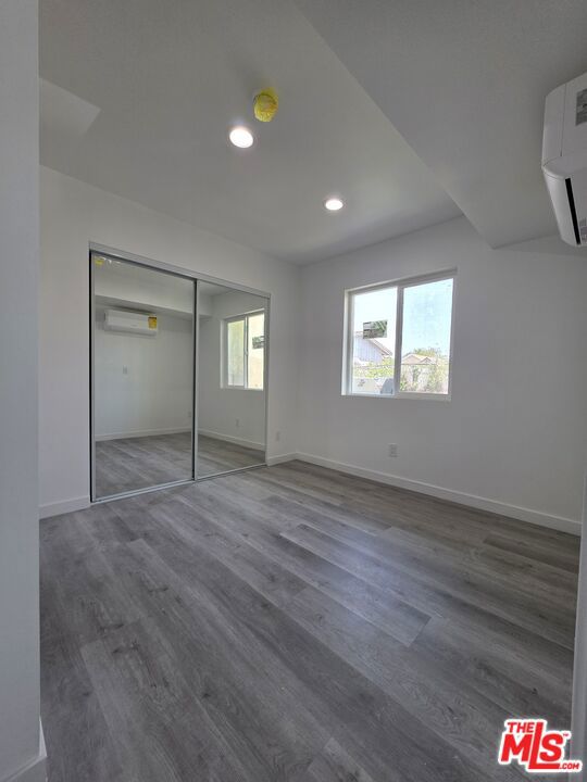 Residential Income for sale at 635 W 51st Street, Los Angeles CA featuring 9 beds and 5 baths