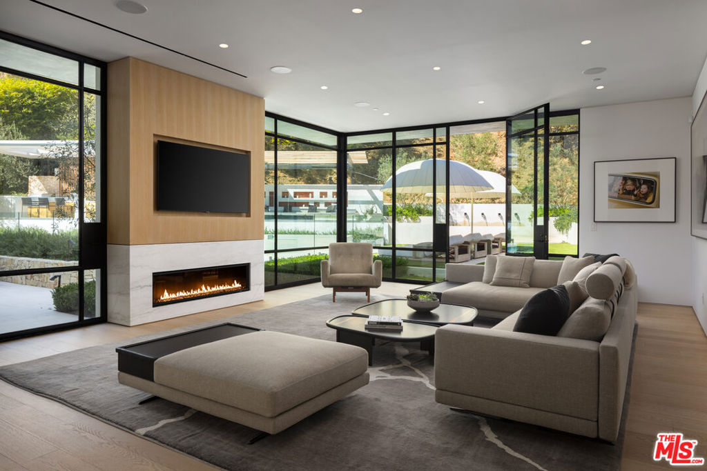 Residential for sale at 9509 Heather Road, Beverly Hills CA featuring 6 beds and 8 baths