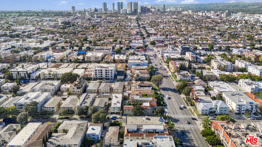 Residential Income for sale at 1010 S Bedford Street, Los Angeles CA featuring 27 beds and 27 baths