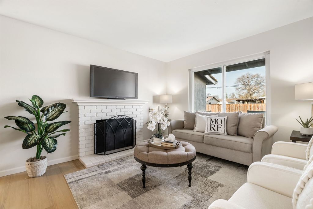 Residential for sale at 6914 6914 Mansfield Ave, Dublin CA featuring 3 beds and 2 baths