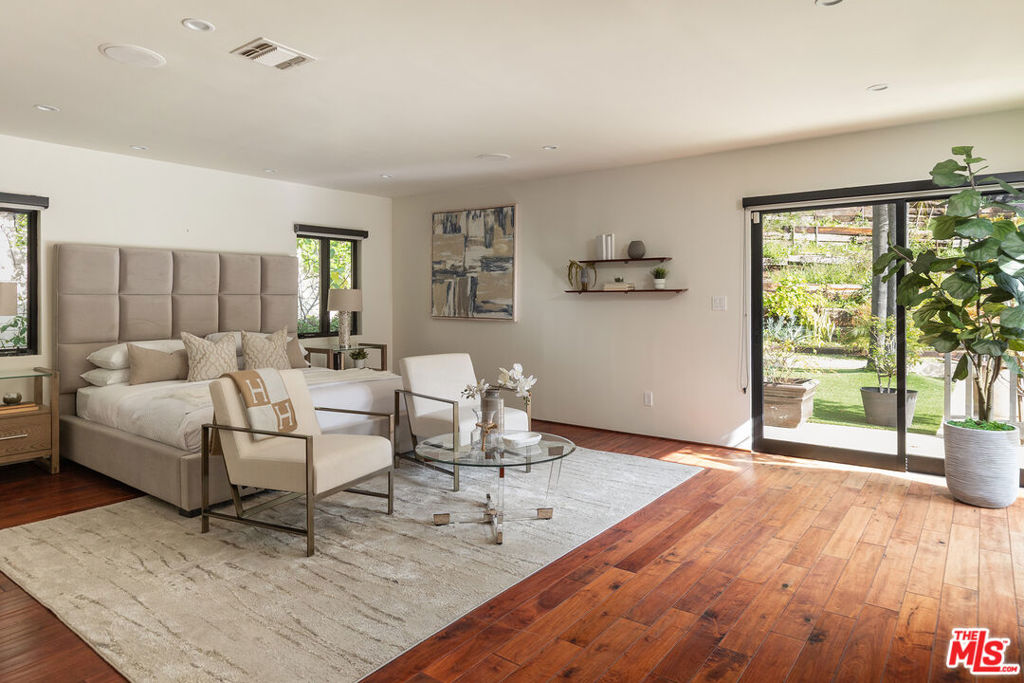 Residential for sale at 1634 Benedict Canyon Drive, Beverly Hills CA featuring 5 beds and 5 baths