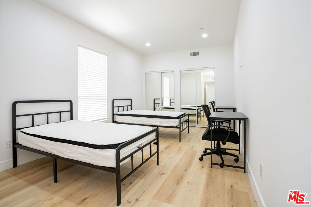 Residential Income for sale at 1286 W 35th Place, Los Angeles CA featuring 25 beds and 17 baths