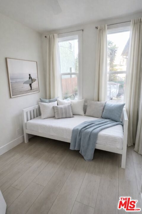 Residential Lease for rent at 1436 E 4th Street C, Long Beach CA featuring 1 bed and 1 bath