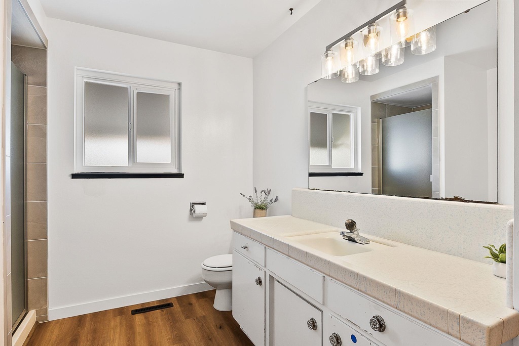 Residential for sale at 1007 S Mills Ave, Lodi CA featuring 3 beds and 2 baths