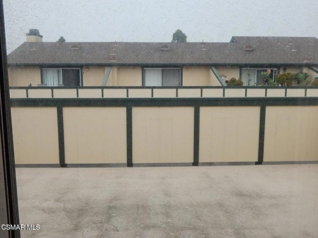 Residential Lease for rent at 5261 Perkins Road, Oxnard CA featuring 2 beds and 3 baths