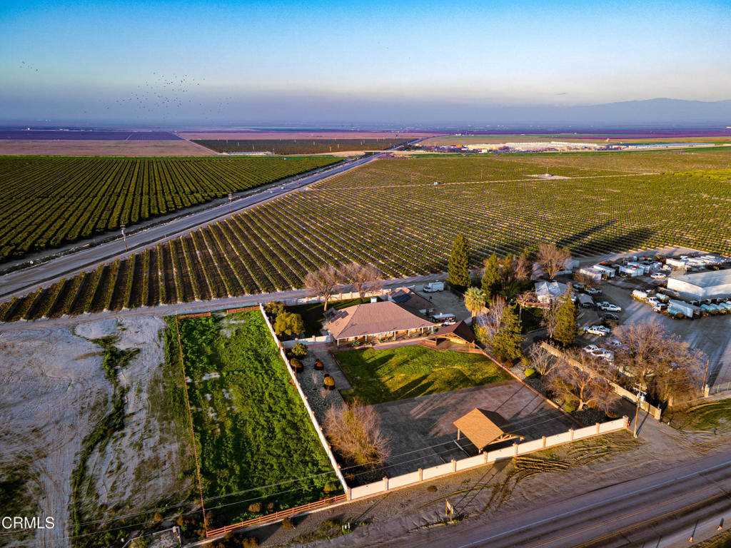 Residential for sale at 14500 Maricopa Highway, Bakersfield CA featuring 5 beds and 4 baths