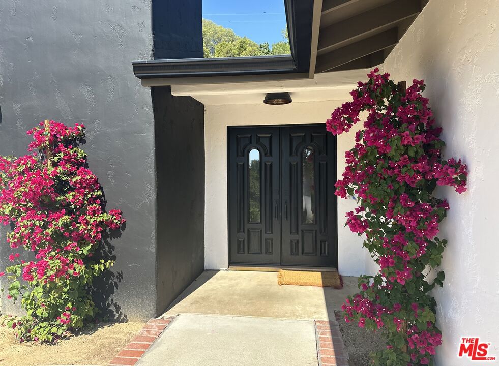 Residential for sale at 1131 Rancho Drive, Ojai CA featuring 6 beds and 5 baths