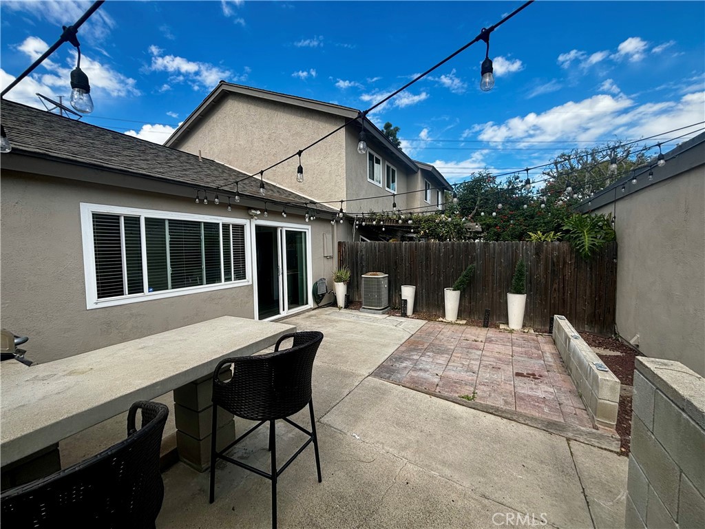 Residential for sale at 2910 Bradford Place, Santa Ana CA featuring 2 beds and 1 bath