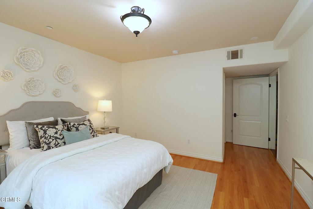 Residential for sale at 3855 Ingraham Street 204, Los Angeles CA featuring 3 beds and 2 baths