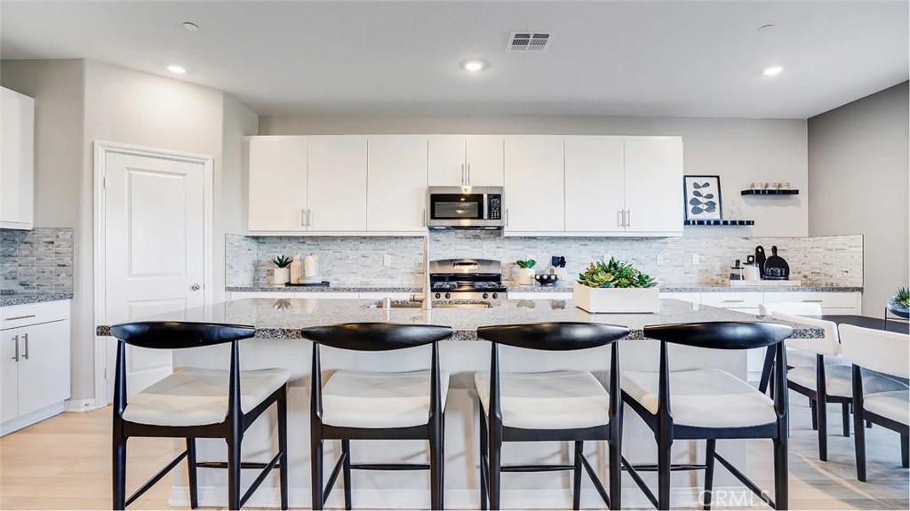 Residential for sale at 17562 Bassets Street, Hesperia CA featuring 4 beds and 4 baths