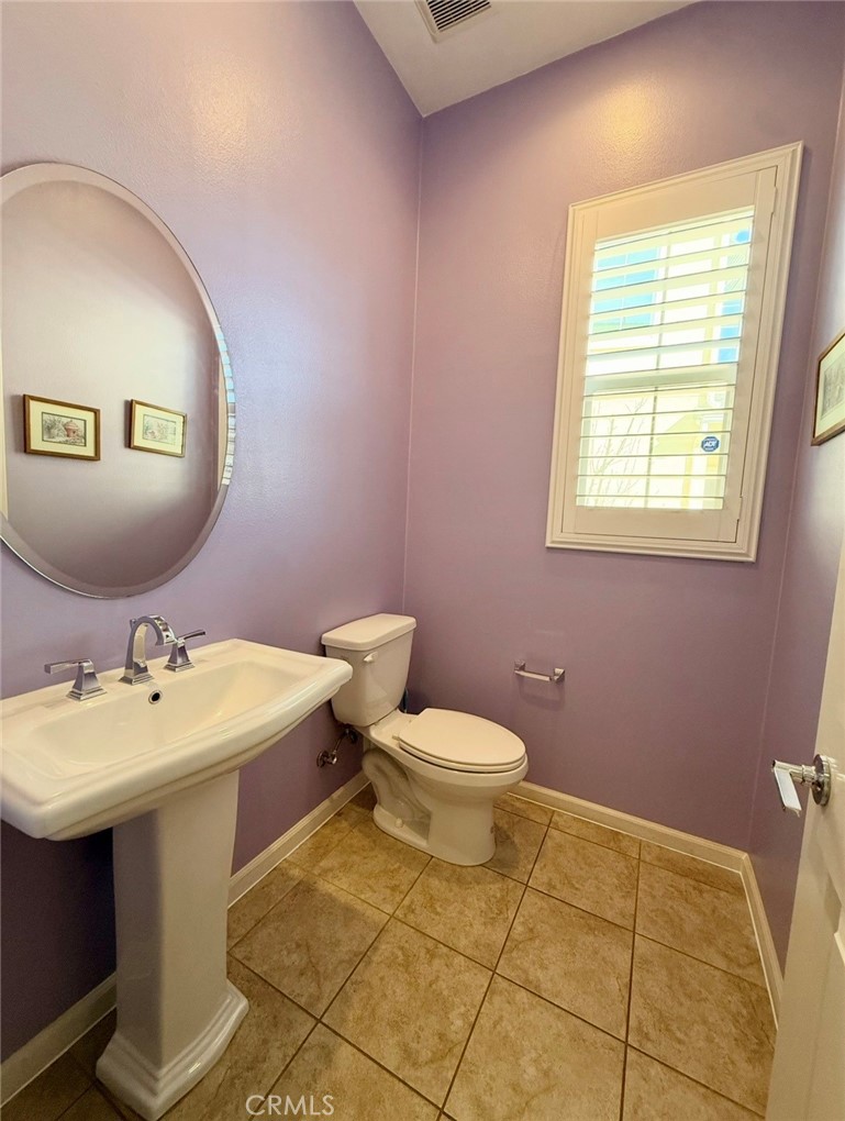 Residential Lease for rent at 667 E Desert Willow, Azusa CA featuring 4 beds and 6 baths