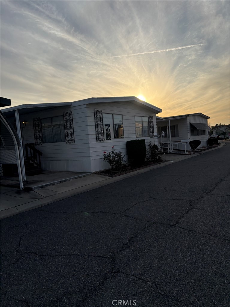 Manufactured In Park for sale at 1001 E Lambert Road 258, La Habra CA featuring 2 beds and 2 baths